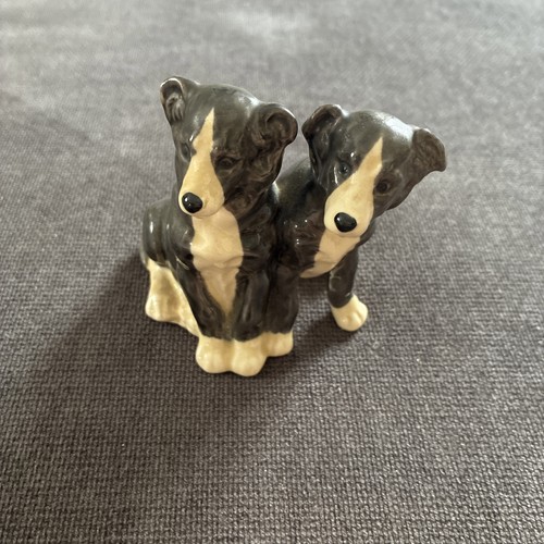 Vintage the charm - charm, creamware